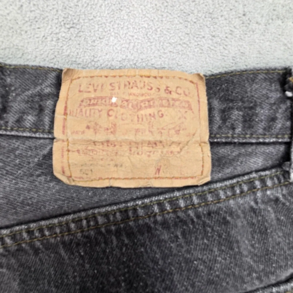 Vintage Levis 501‎ Jeans Mens Straight Button Fly USA 90s Distressed Fits 30x30